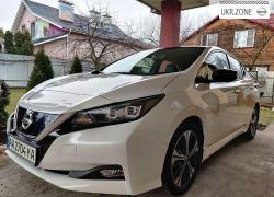 Хэтчбек 5 дверей Nissan Leaf II (ZE1) 2018 в Киеве