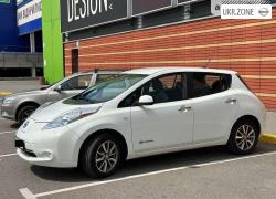 Хэтчбек 5 дверей Nissan Leaf I (ZE0/AZE0) 2013 в Киеве