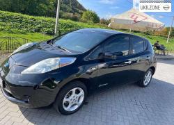 Хэтчбек 5 дверей Nissan Leaf I (ZE0/AZE0) 2011 в Запорожье