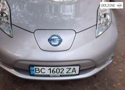 Хэтчбек 5 дверей Nissan Leaf I (ZE0/AZE0) 2015 в Львове