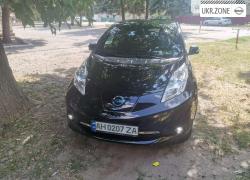 Хэтчбек 5 дверей Nissan Leaf I (ZE0/AZE0) 2013 в Покровском