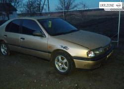 Хетчбек 5 дверей Nissan Primera I (P10) 1992 у Новомосковську