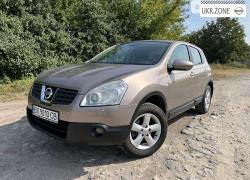 Внедорожник 5 дверей Nissan Qashqai I 2008 в Белогорье