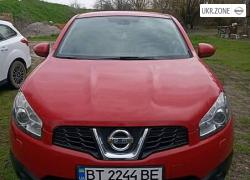 Внедорожник 5 дверей Nissan Qashqai 2013 в Черновцах