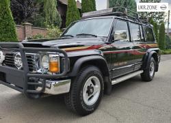 Внедорожник 5 дверей Nissan Patrol IV (Y60) 1995 в Киеве