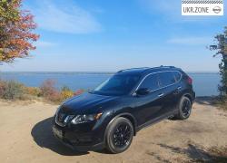 Позашляховик 5 дверей Nissan Rogue II 2017 у Києві