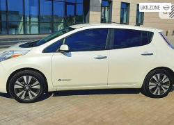Хэтчбек 5 дверей Nissan Leaf I (ZE0/AZE0) 2014 в Одессе