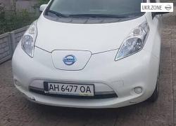 Хетчбек 5 дверей Nissan Leaf I (ZE0/AZE0) 2016 у Маріуполі