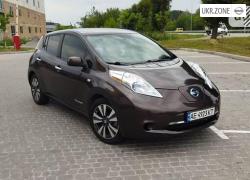 Хэтчбек 5 дверей Nissan Leaf I (ZE0/AZE0) 2015 в Виннице