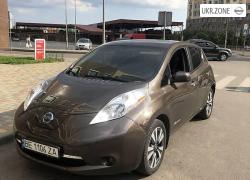 Хэтчбек 5 дверей Nissan Leaf I (ZE0/AZE0) 2016 в Одессе