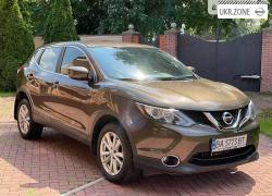 Позашляховик 5 дверей Nissan Qashqai II 2015 у Кропивницькому