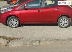 Хэтчбек 5 дверей Nissan Leaf I (ZE0/AZE0) 2013 в Ужгороде