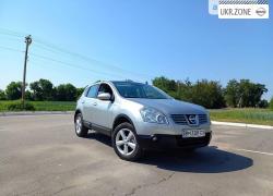 Внедорожник 5 дверей Nissan Qashqai I 2009 в Ромнах