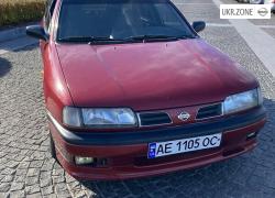 Седан Nissan Primera 1995 у Дніпрі