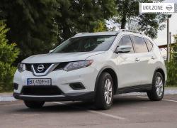 Внедорожник 5 дверей Nissan Rogue II 2016 в Деражне