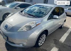 Хэтчбек 5 дверей Nissan Leaf I (ZE0/AZE0) 2013 в Харькове