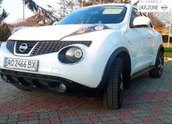 Внедорожник 5 дверей Nissan Juke I 2011 в Берегово