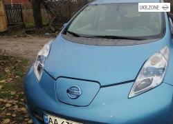 Хетчбек 5 дверей Nissan Leaf I (ZE0/AZE0) 2012 у Нікополі