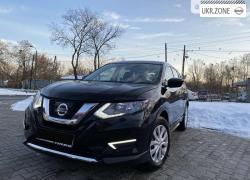 Внедорожник 5 дверей Nissan Rogue II 2017 в Луцке