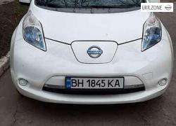 Хэтчбек 5 дверей Nissan Leaf I (ZE0/AZE0) 2014 в Одессе