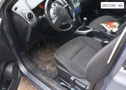 Внедорожник 5 дверей Nissan Qashqai I 2007 в Коростене