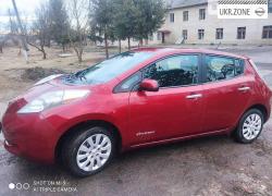 Хэтчбек 5 дверей Nissan Leaf I (ZE0/AZE0) 2014 в Виннице