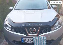 Внедорожник 5 дверей Nissan Qashqai 2013 в Тячеве