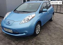 Хэтчбек 5 дверей Nissan Leaf I (ZE0/AZE0) 2015 в Киеве