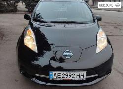 Хэтчбек 5 дверей Nissan Leaf I (ZE0/AZE0) 2016 в Кривом Роге