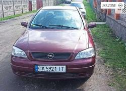 Седан Opel Astra II (G) 2003 в Городище
