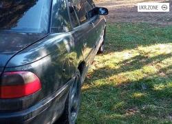 Седан Opel Omega 1994 в Буске