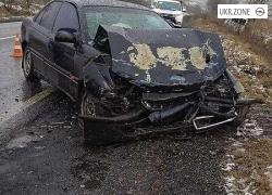 Седан Opel Omega II (B) 1995 в Городище