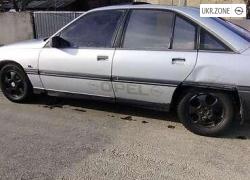Седан Opel Omega I (A) 1989 в Богородчанах