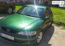 Седан Opel Vectra II (B) 1996 в Переяславе
