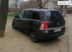 Компактвэн Opel Zafira II (B) Рестайлинг 2010 в Николаеве