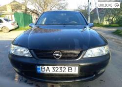 Седан Opel Vectra II (B) 1998 в Кропивни́цком