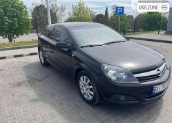 Купе Opel Astra II (G) 2005 в Хороле