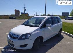 Компактвен Opel Zafira II (B) Рестайлінг 2010 у Луцьку
