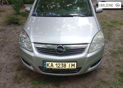 Компактвэн Opel Zafira II (B) Рестайлинг 2009 в Киеве