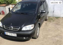 Компактвэн Opel Zafira 2003 в Киеве