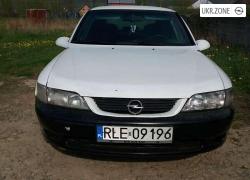 Седан Opel Vectra II (B) 1998 в Хусте