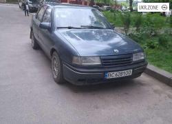 Седан Opel Vectra I (A) 1989 в Львове