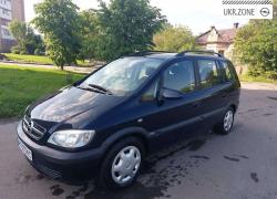 Компактвэн Opel Zafira 2003 в Калуше