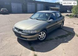 Седан Opel Vectra II (B) 1996 в Коростене