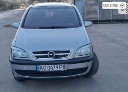 Компактвэн Opel Zafira 2003 в Тячеве