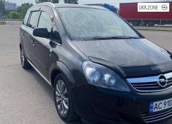 Компактвэн Opel Zafira II (B) Рестайлинг 2010 в Ковелье