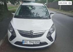 Компактвен Opel Zafira 2014 у Луцьку