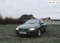 Седан Opel Omega II (B) 1995 в Ровно