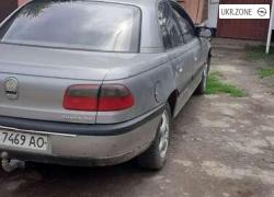 Седан Opel Omega II (B) 1995 у Рівному