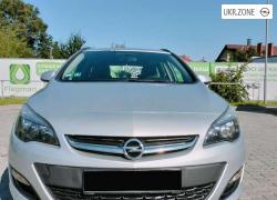 Універсал 5 дверей Opel Astra 2012 у Івано-Франківську